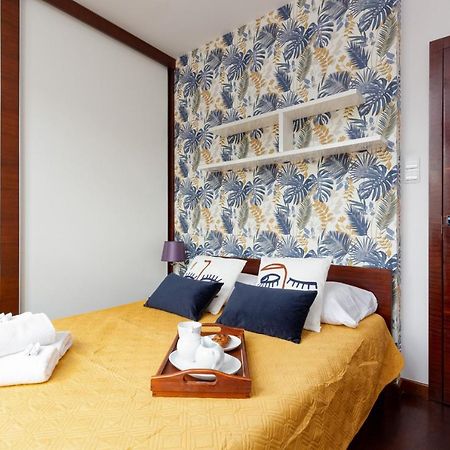 Spacious Suite With A Hammock And Terrace By Renters Prestige Varşovia Exterior foto