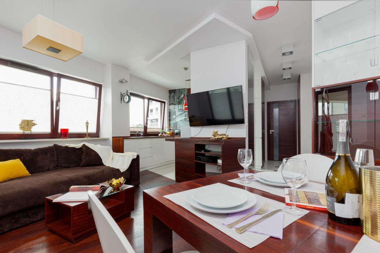 Spacious Suite With A Hammock And Terrace By Renters Prestige Varşovia Exterior foto