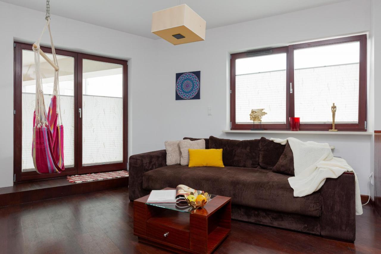 Spacious Suite With A Hammock And Terrace By Renters Prestige Varşovia Exterior foto