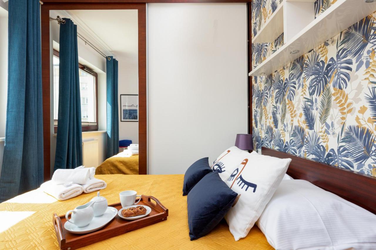 Spacious Suite With A Hammock And Terrace By Renters Prestige Varşovia Exterior foto
