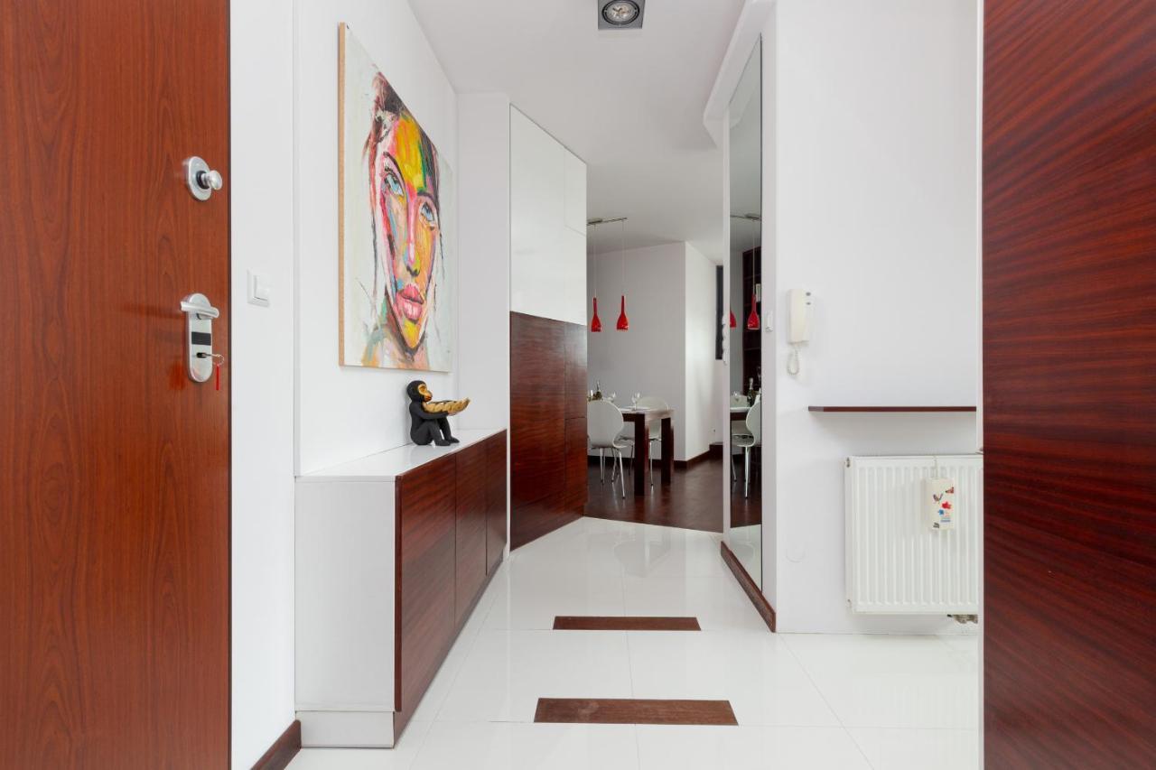 Spacious Suite With A Hammock And Terrace By Renters Prestige Varşovia Exterior foto