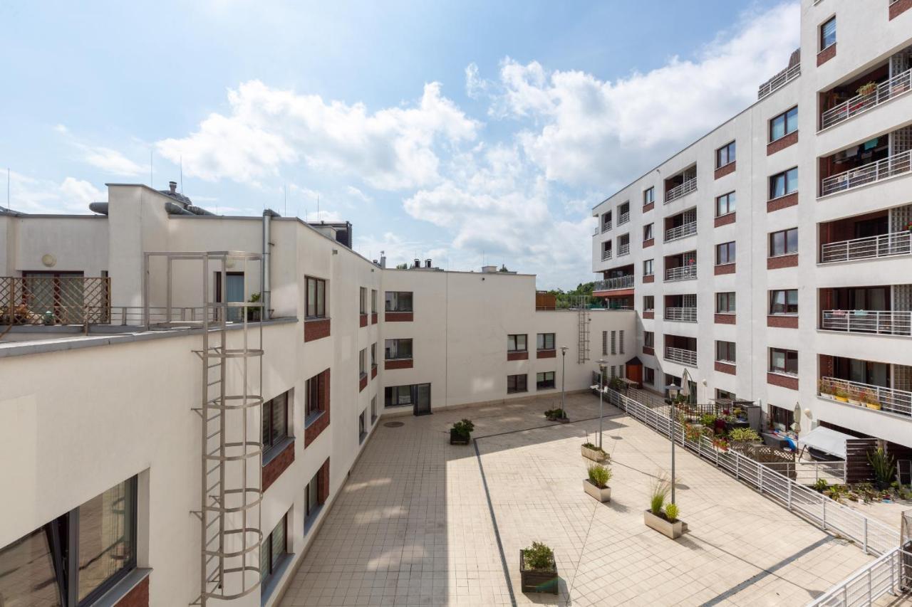 Spacious Suite With A Hammock And Terrace By Renters Prestige Varşovia Exterior foto